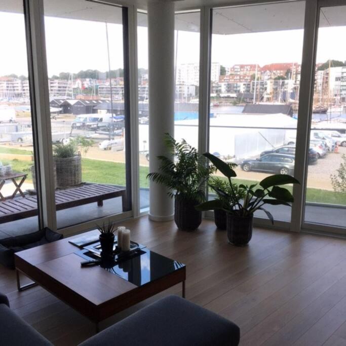 Ferienwohnung Bo Med Stil Og Udsigt Til Aarhus Lystbadehavn Exterior foto